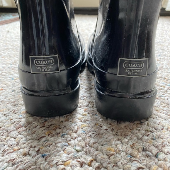 Size 6 Coach black rain boots - Picture 4 of 5